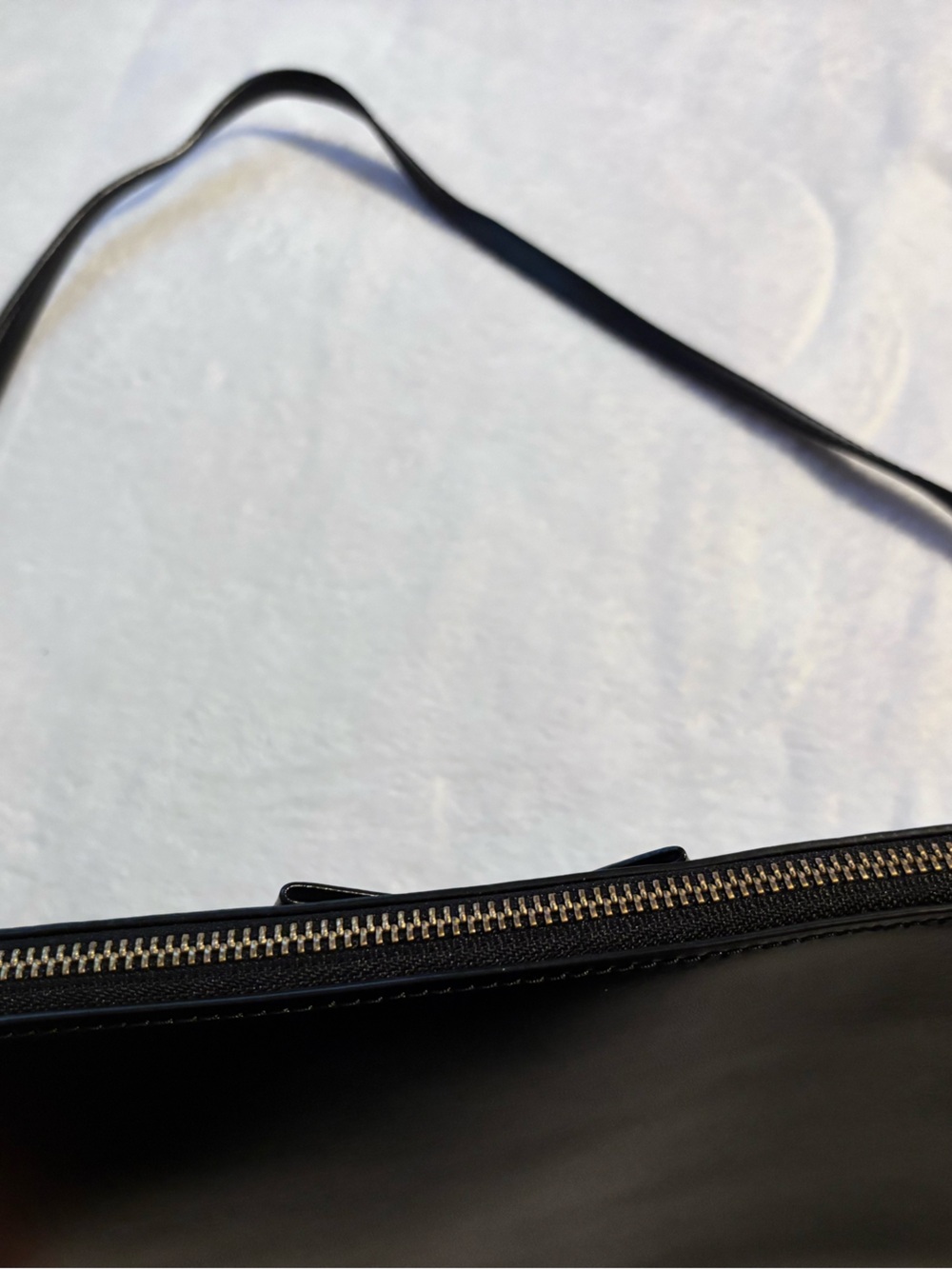 kate spade black leather crossbody with bow and gold hardware - Picture 11 of 13